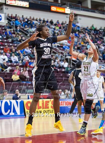 Thumbnail 3 in Neumann-Goretti vs. Seton LaSalle (PIAA Class AA Final) photogallery.