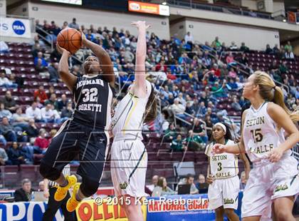 Thumbnail 2 in Neumann-Goretti vs. Seton LaSalle (PIAA Class AA Final) photogallery.