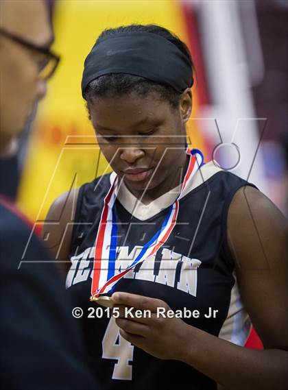 Thumbnail 1 in Neumann-Goretti vs. Seton LaSalle (PIAA Class AA Final) photogallery.