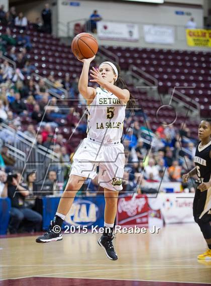 Thumbnail 3 in Neumann-Goretti vs. Seton LaSalle (PIAA Class AA Final) photogallery.