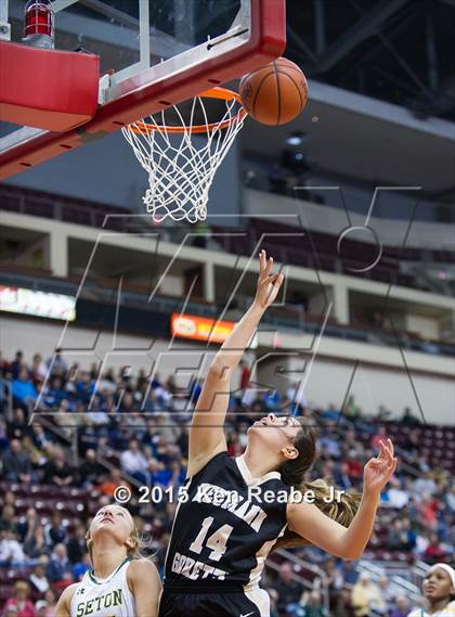 Thumbnail 3 in Neumann-Goretti vs. Seton LaSalle (PIAA Class AA Final) photogallery.