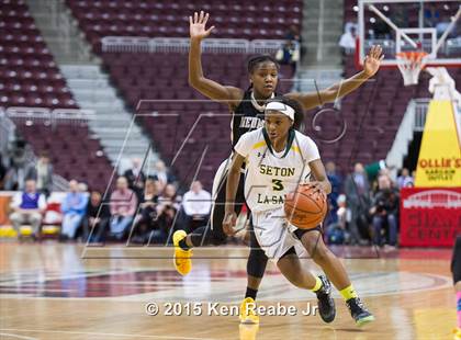 Thumbnail 2 in Neumann-Goretti vs. Seton LaSalle (PIAA Class AA Final) photogallery.