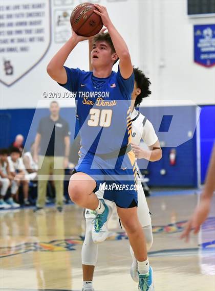 Thumbnail 3 in Chino Hills vs. San Dimas photogallery.