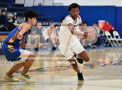 Thumbnail 3 in Chino Hills vs. San Dimas photogallery.