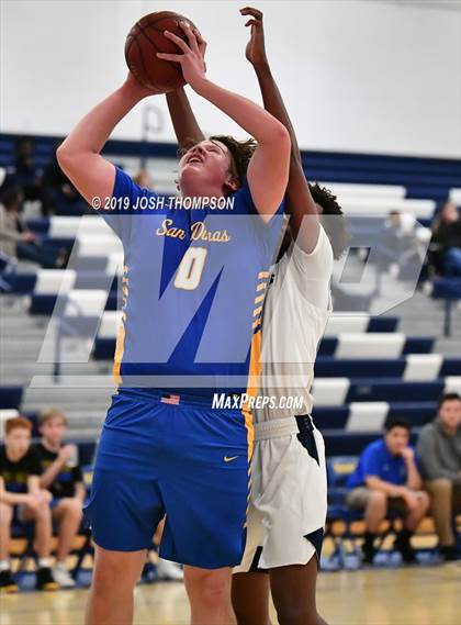 Thumbnail 1 in Chino Hills vs. San Dimas photogallery.