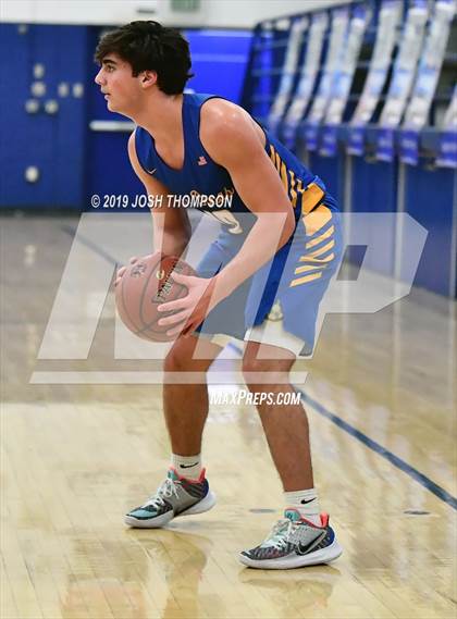Thumbnail 1 in Chino Hills vs. San Dimas photogallery.