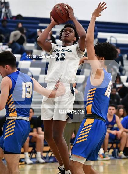 Thumbnail 1 in Chino Hills vs. San Dimas photogallery.