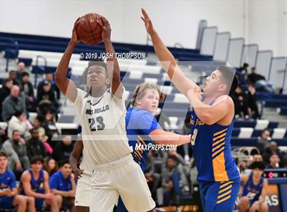 Thumbnail 2 in Chino Hills vs. San Dimas photogallery.