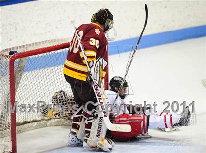 Thumbnail 2 in St. Joseph vs. Fairfield Prep (CIAC Division 1 Final) photogallery.
