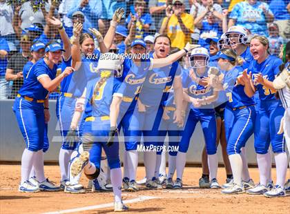 Thumbnail 3 in Garner vs Weddington (NCHSAA 4A Final Game 2) photogallery.