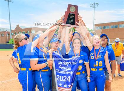 Thumbnail 1 in Garner vs Weddington (NCHSAA 4A Final Game 2) photogallery.