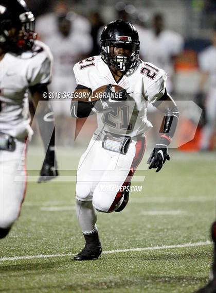 Thumbnail 3 in Trinity @ Flower Mound photogallery.