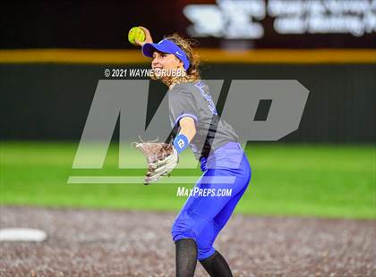 Thumbnail 3 in Spring Hill vs Alba-Golden photogallery.