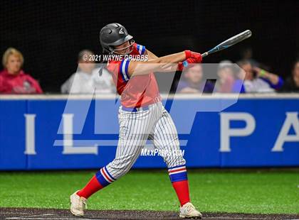 Thumbnail 2 in Spring Hill vs Alba-Golden photogallery.