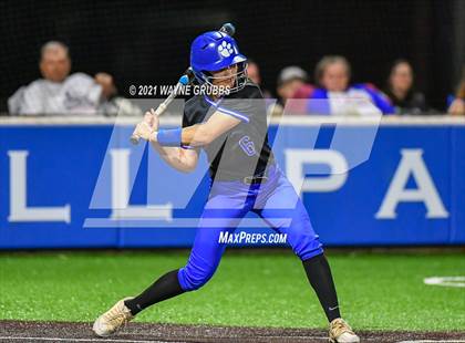 Thumbnail 1 in Spring Hill vs Alba-Golden photogallery.