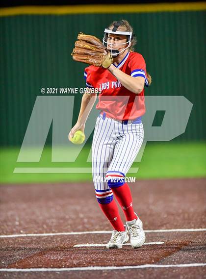 Thumbnail 1 in Spring Hill vs Alba-Golden photogallery.
