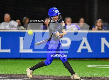 Thumbnail 2 in Spring Hill vs Alba-Golden photogallery.