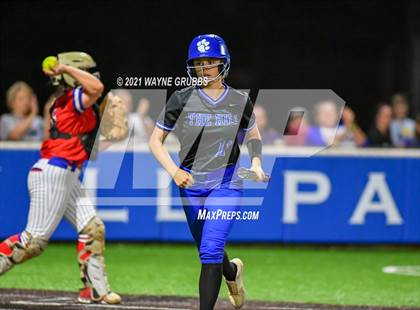 Thumbnail 3 in Spring Hill vs Alba-Golden photogallery.