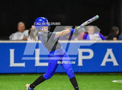 Thumbnail 3 in Spring Hill vs Alba-Golden photogallery.