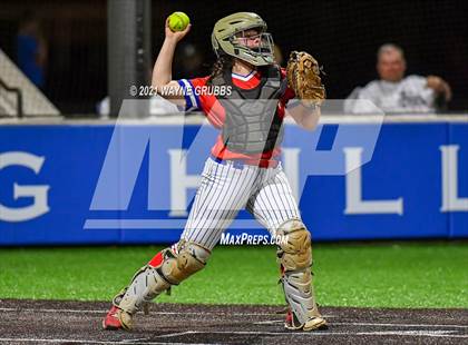 Thumbnail 2 in Spring Hill vs Alba-Golden photogallery.