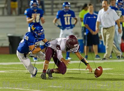 Thumbnail 1 in Lago Vista vs. Dilley photogallery.