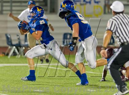 Thumbnail 3 in Lago Vista vs. Dilley photogallery.