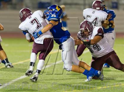 Thumbnail 2 in Lago Vista vs. Dilley photogallery.