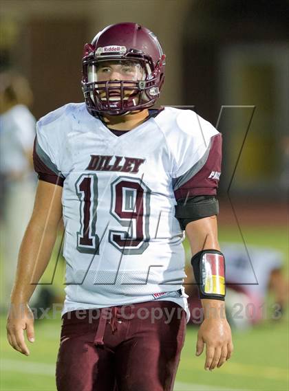 Thumbnail 2 in Lago Vista vs. Dilley photogallery.