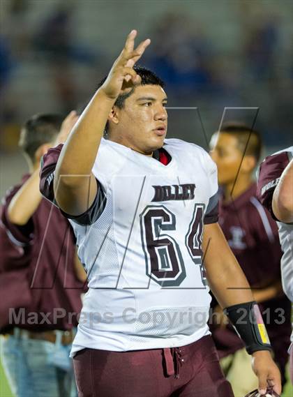 Thumbnail 3 in Lago Vista vs. Dilley photogallery.