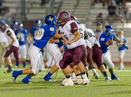 Thumbnail 3 in Lago Vista vs. Dilley photogallery.
