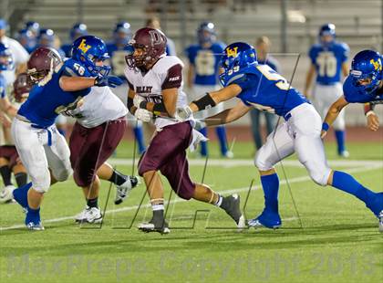 Thumbnail 2 in Lago Vista vs. Dilley photogallery.