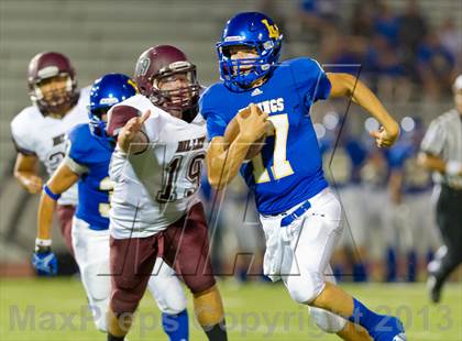 Thumbnail 3 in Lago Vista vs. Dilley photogallery.