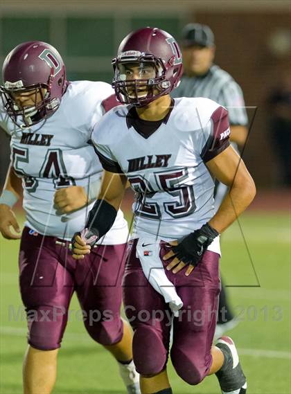 Thumbnail 2 in Lago Vista vs. Dilley photogallery.
