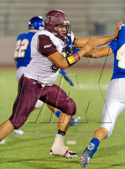 Thumbnail 3 in Lago Vista vs. Dilley photogallery.