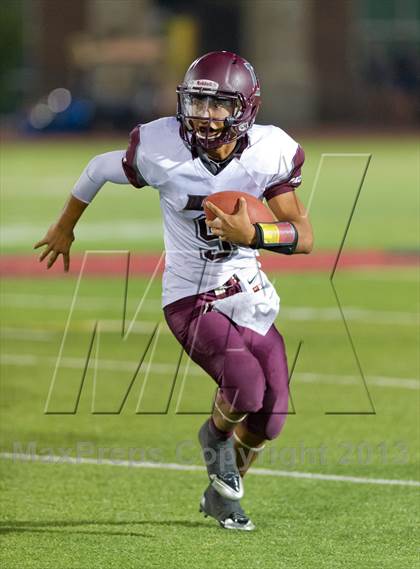 Thumbnail 3 in Lago Vista vs. Dilley photogallery.