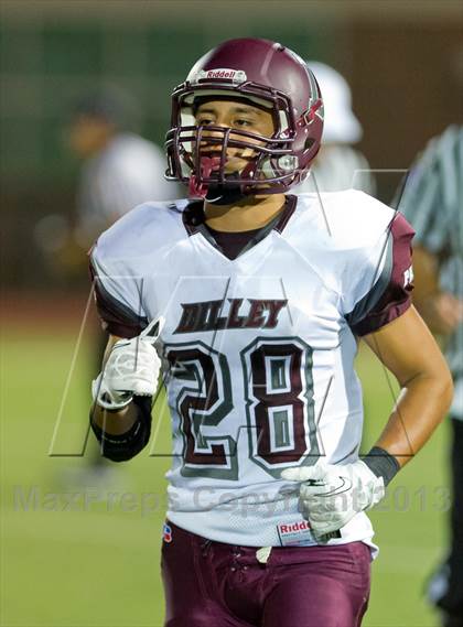 Thumbnail 2 in Lago Vista vs. Dilley photogallery.