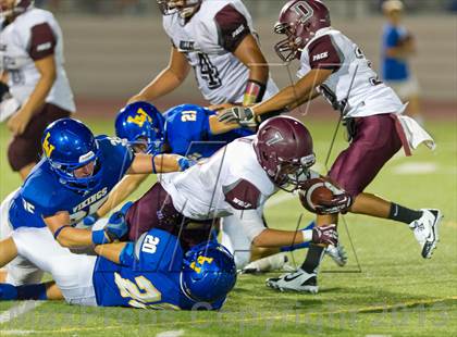 Thumbnail 3 in Lago Vista vs. Dilley photogallery.