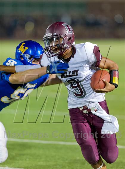 Thumbnail 3 in Lago Vista vs. Dilley photogallery.