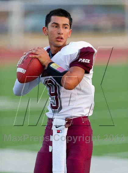 Thumbnail 1 in Lago Vista vs. Dilley photogallery.