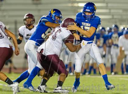 Thumbnail 3 in Lago Vista vs. Dilley photogallery.