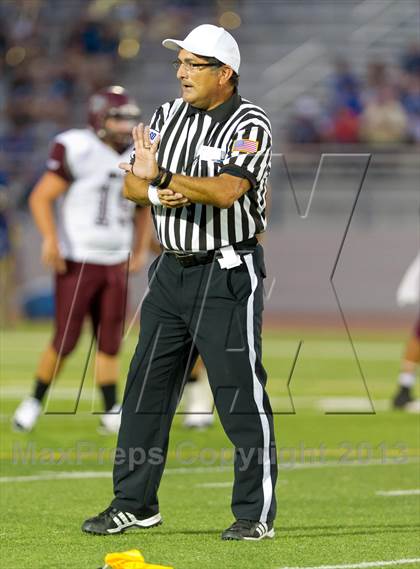 Thumbnail 1 in Lago Vista vs. Dilley photogallery.