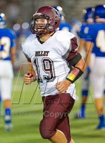 Thumbnail 2 in Lago Vista vs. Dilley photogallery.