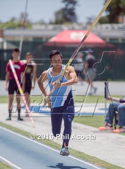 Thumbnail 2 in CIF Southern Section Track and Field Divisional Finals photogallery.
