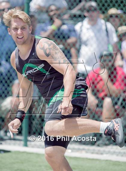 Thumbnail 3 in CIF Southern Section Track and Field Divisional Finals photogallery.