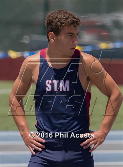 Thumbnail 3 in CIF Southern Section Track and Field Divisional Finals photogallery.