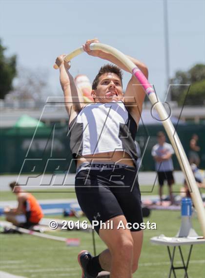 Thumbnail 1 in CIF Southern Section Track and Field Divisional Finals photogallery.