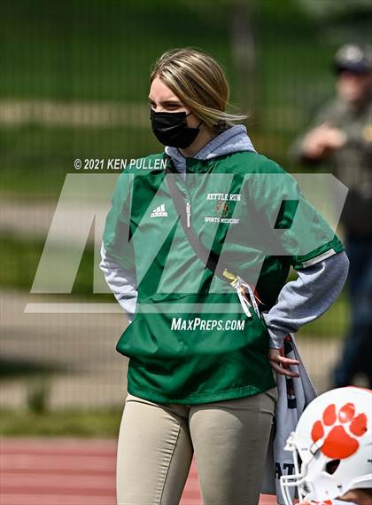 Thumbnail 3 in Kettle Run @ Handley photogallery.