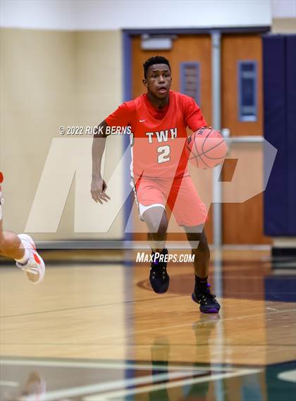 Thumbnail 2 in College Park vs The Woodlands photogallery.