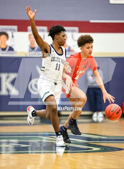 Thumbnail 3 in College Park vs The Woodlands photogallery.