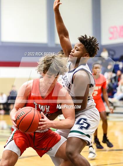 Thumbnail 2 in College Park vs The Woodlands photogallery.